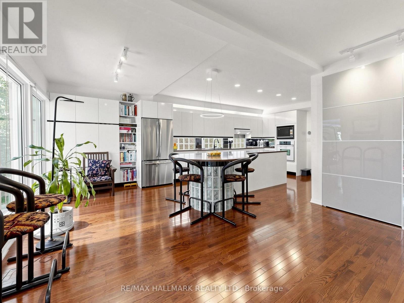 63 St Clements Avenue, Toronto, Ontario  M4R 1H1 - Photo 5 - C13418378