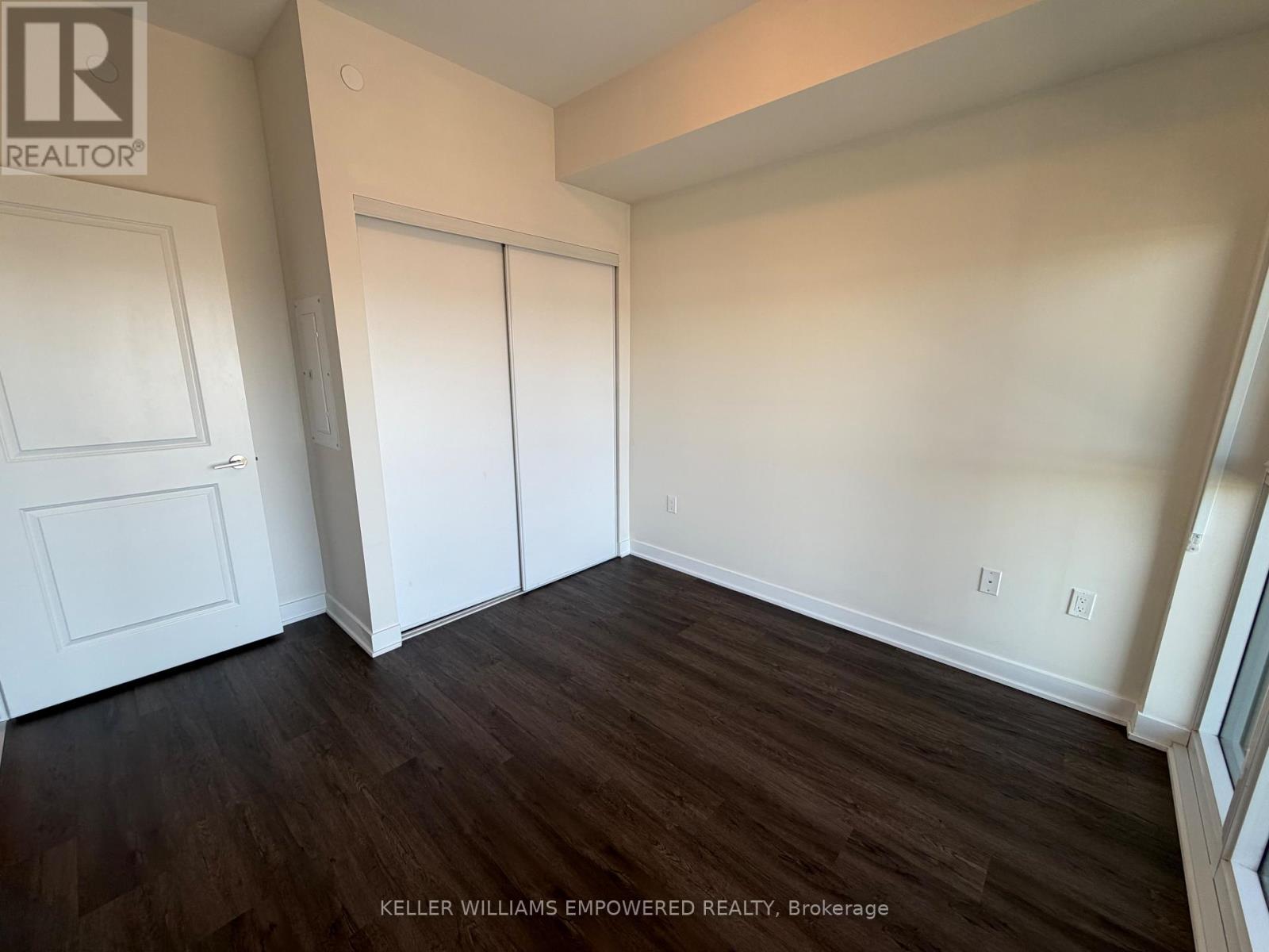 503 - 100 Eagle Rock Way, Vaughan, Ontario  L6A 5B9 - Photo 13 - N13418256