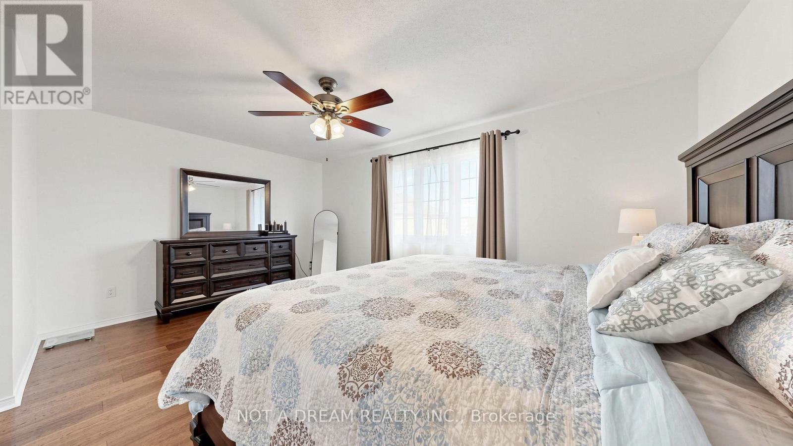 47 Acorn Lane, Bradford West Gwillimbury (Bradford), Ontario  L3Z 0H5 - Photo 27 - N13418274