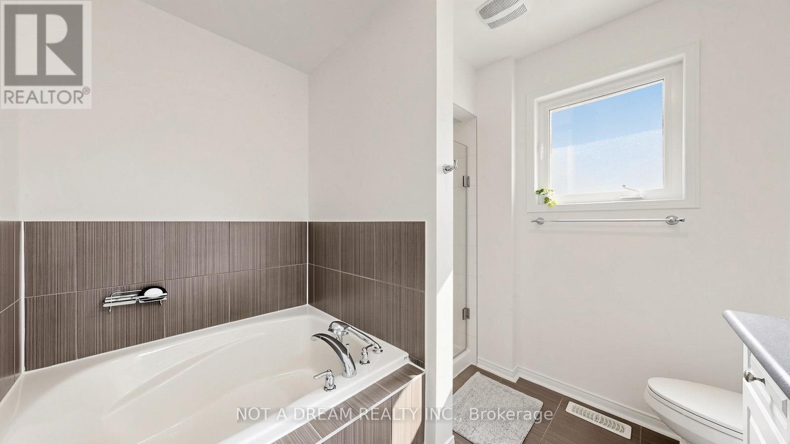 47 Acorn Lane, Bradford West Gwillimbury (Bradford), Ontario  L3Z 0H5 - Photo 30 - N13418274