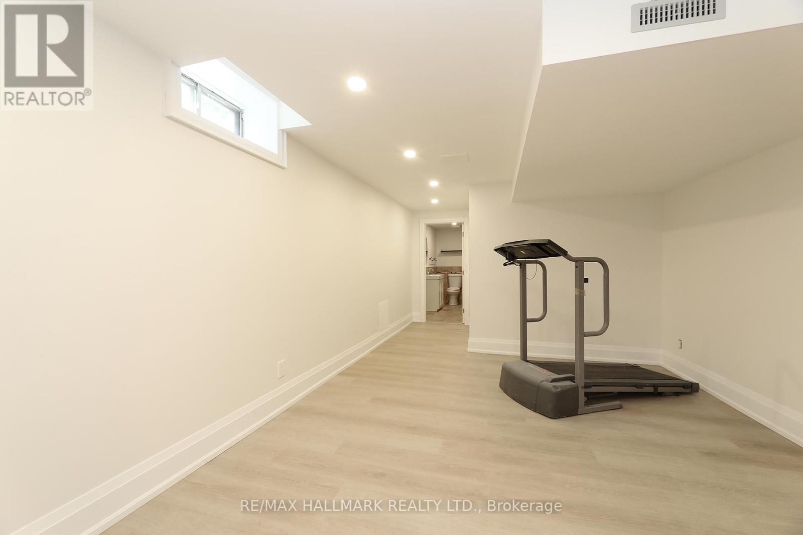 58 Pickett Crescent, Richmond Hill, Ontario  L4C 9L3 - Photo 33 - N13418356