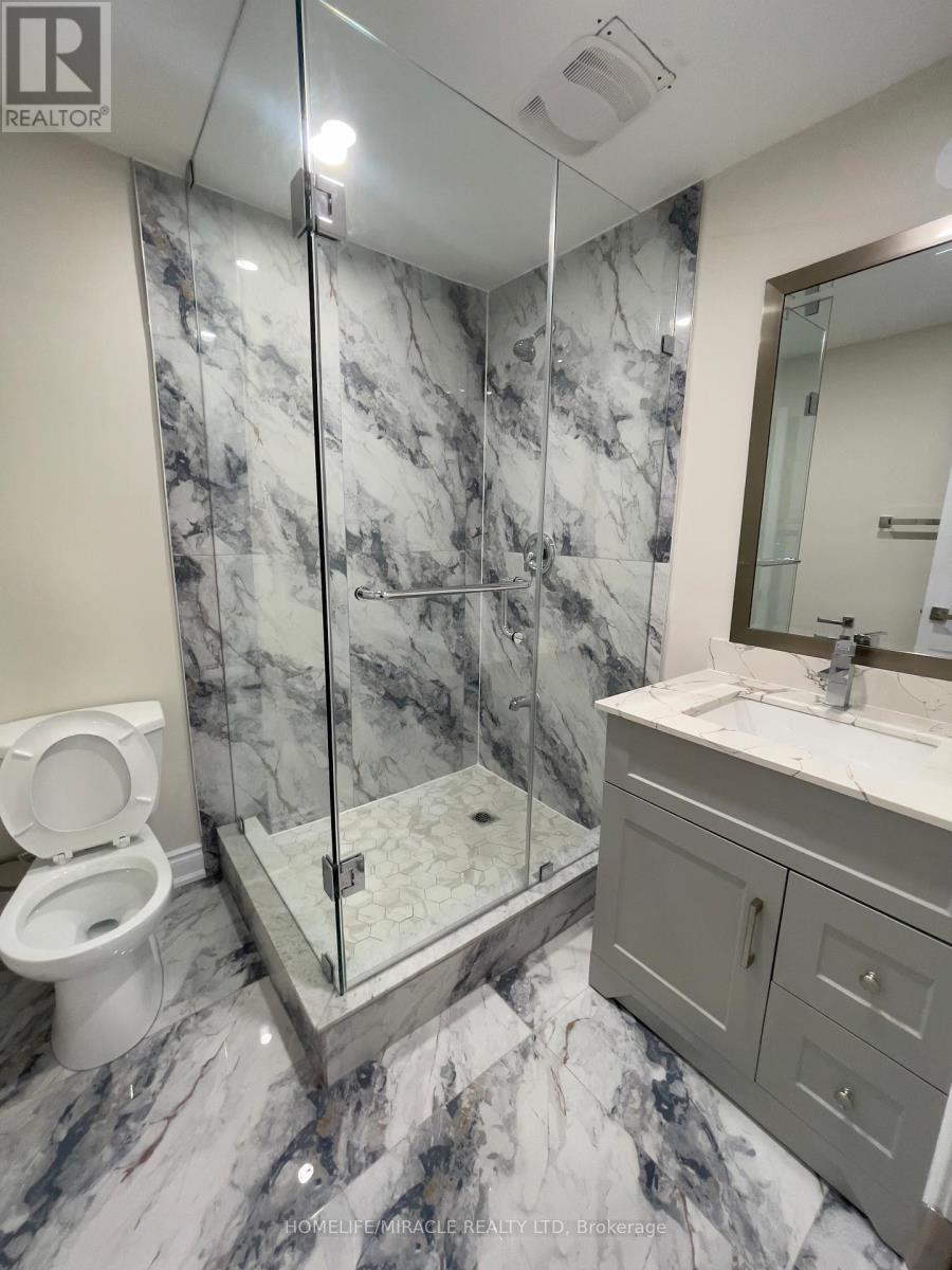 5522 Fleur-De-Lis Court, Mississauga, Ontario  L5R 2Z6 - Photo 26 - W13418262