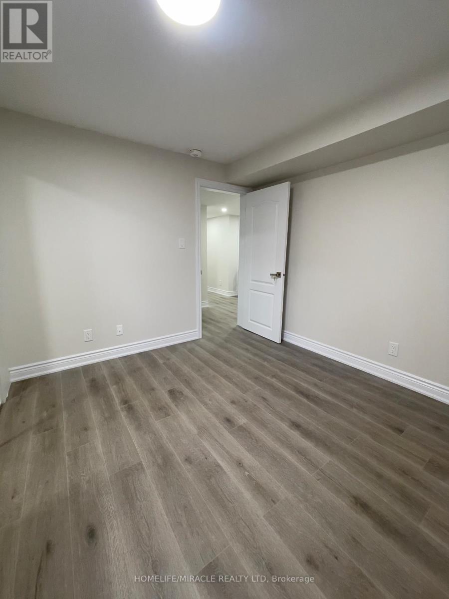5522 Fleur-De-Lis Court, Mississauga, Ontario  L5R 2Z6 - Photo 30 - W13418262