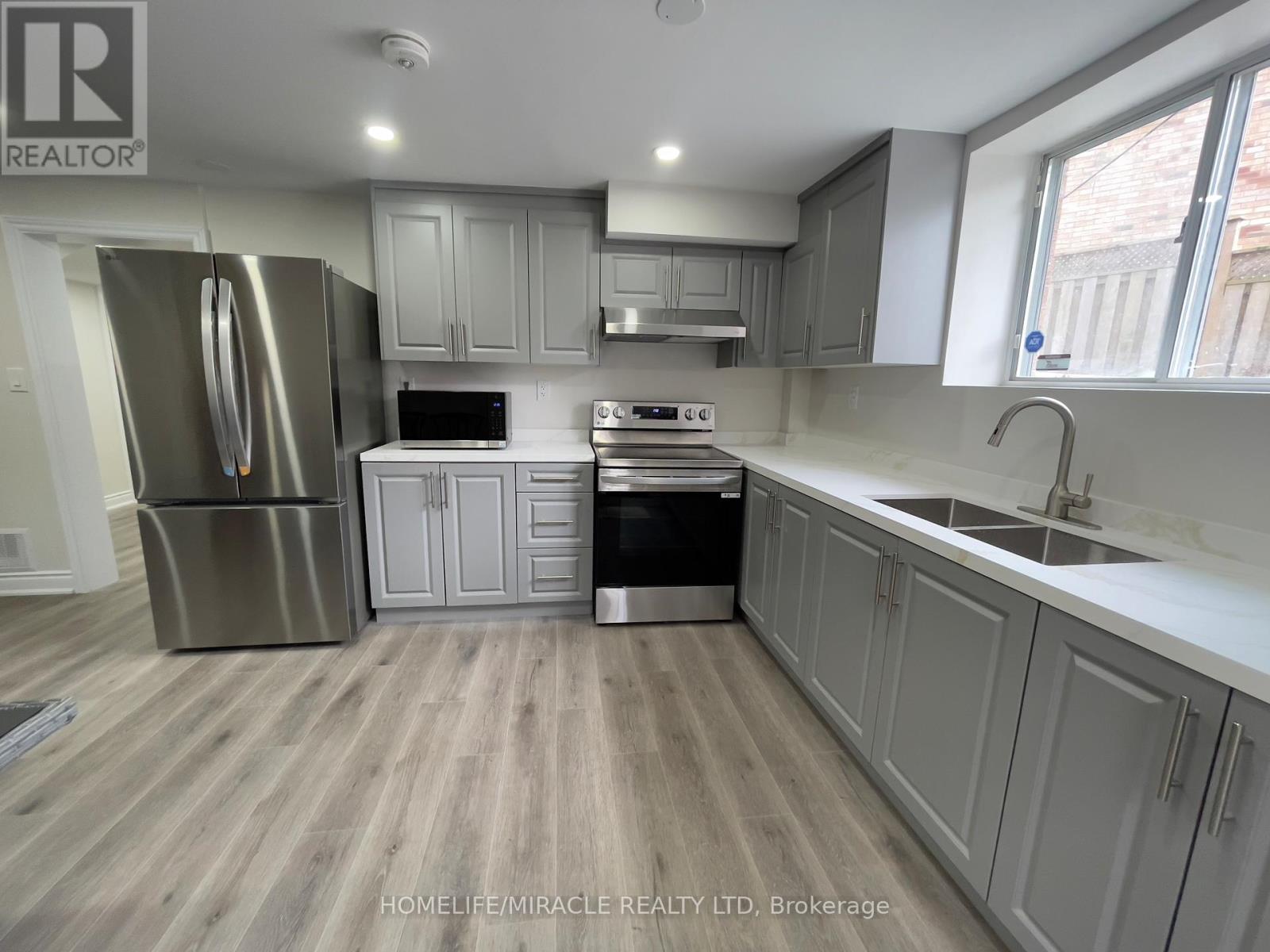 5522 Fleur-De-Lis Court, Mississauga, Ontario  L5R 2Z6 - Photo 36 - W13418262
