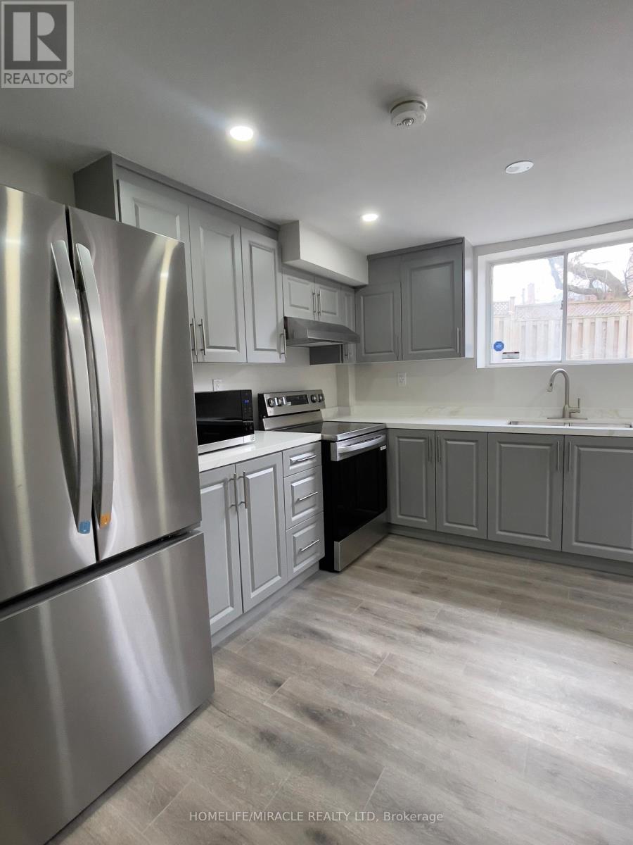 5522 Fleur-De-Lis Court, Mississauga, Ontario  L5R 2Z6 - Photo 37 - W13418262