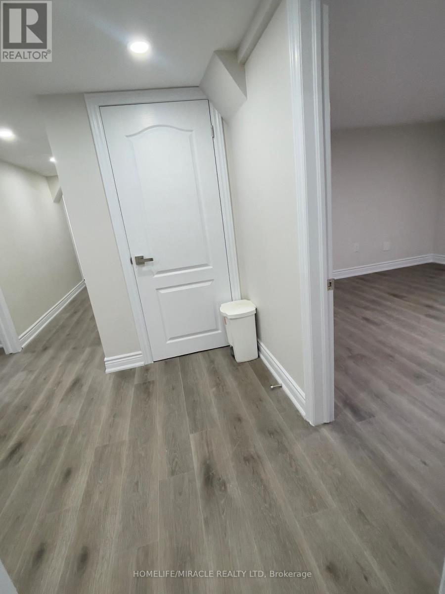 5522 Fleur-De-Lis Court, Mississauga, Ontario  L5R 2Z6 - Photo 39 - W13418262