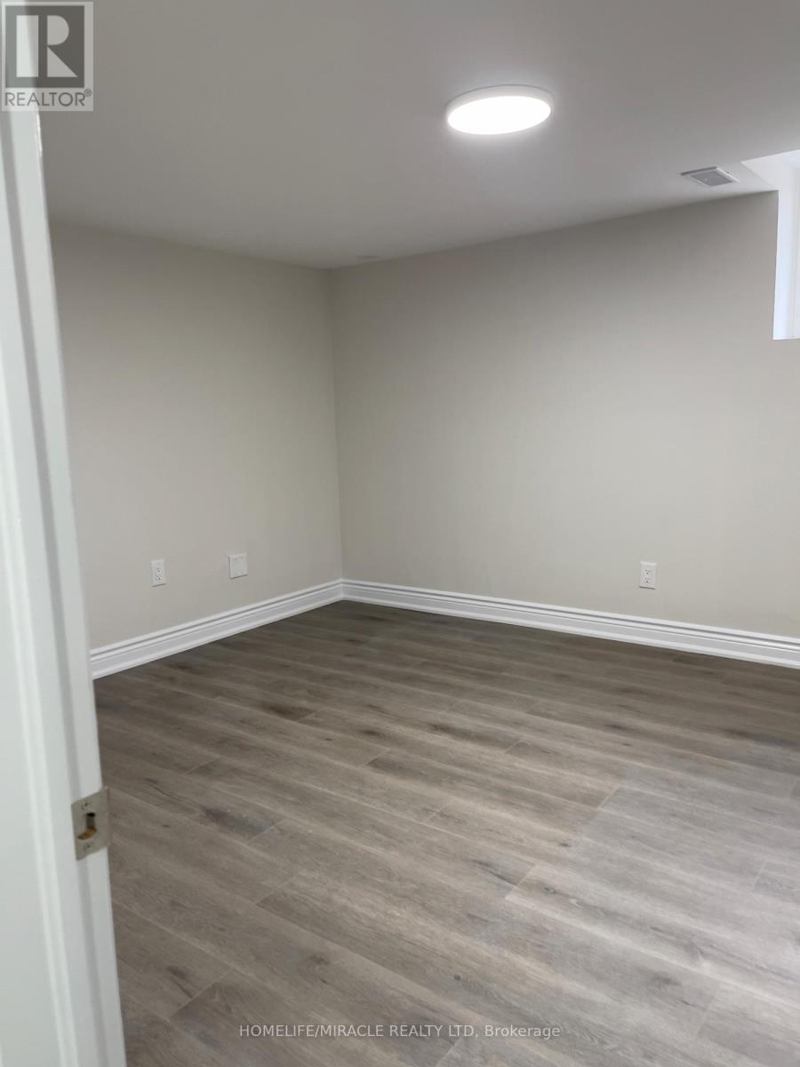 5522 Fleur-De-Lis Court, Mississauga, Ontario  L5R 2Z6 - Photo 43 - W13418262
