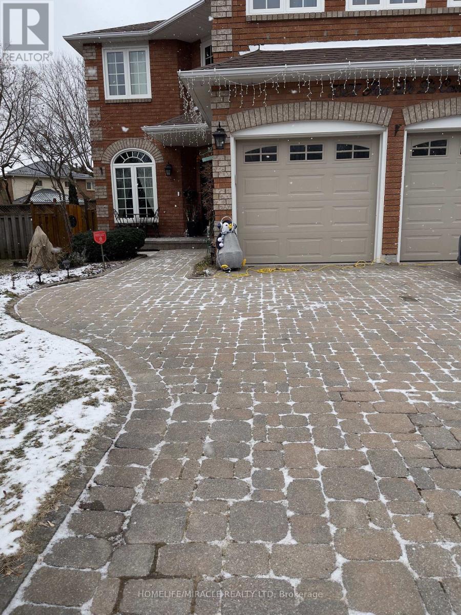 5522 Fleur-De-Lis Court, Mississauga, Ontario  L5R 2Z6 - Photo 49 - W13418262