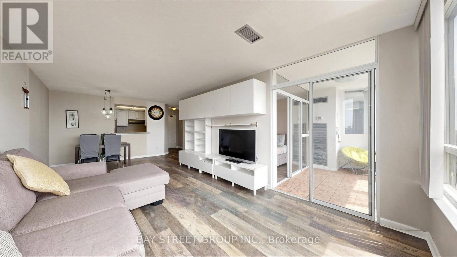 Ph 720 - 1001 Cedarglen Gate, Mississauga, Ontario  L5C 4R2 - Photo 11 - W13418284