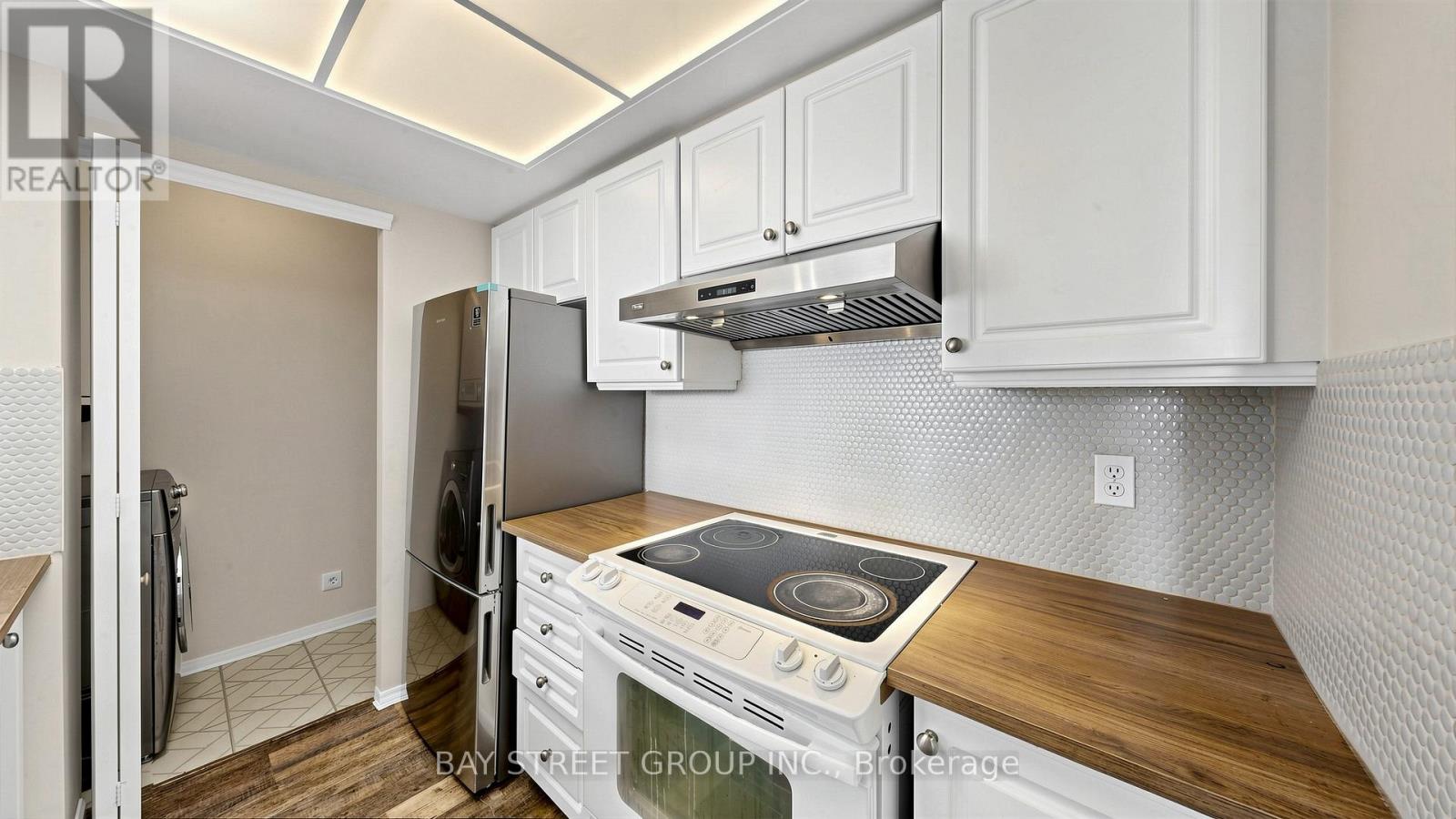 Ph 720 - 1001 Cedarglen Gate, Mississauga, Ontario  L5C 4R2 - Photo 18 - W13418284
