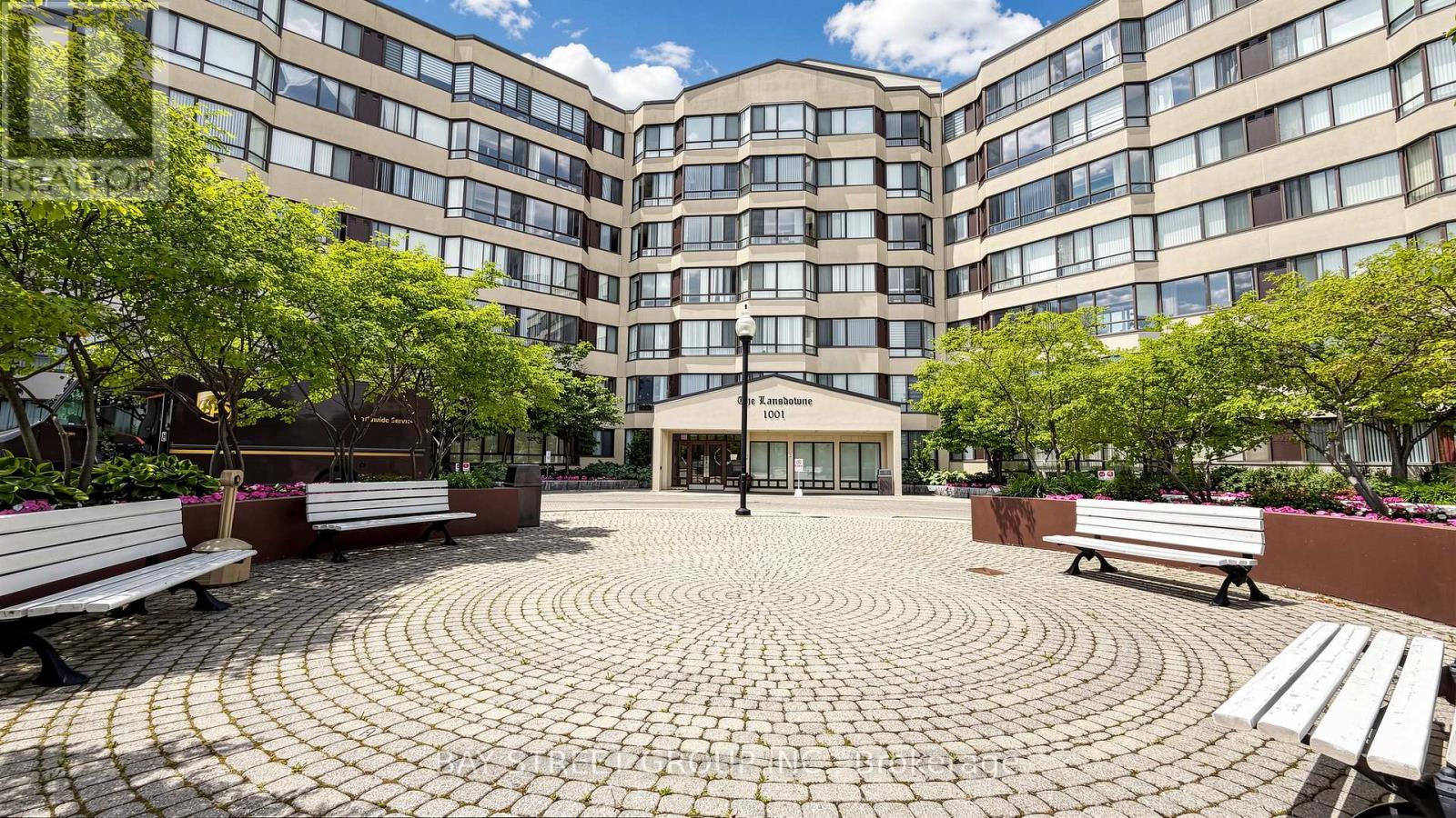 Ph 720 - 1001 Cedarglen Gate, Mississauga, Ontario  L5C 4R2 - Photo 3 - W13418284