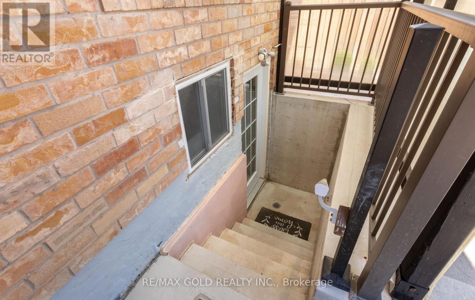 33 Nina Place, Brampton, Ontario  L7A 2E1 - Photo 47 - W13418294