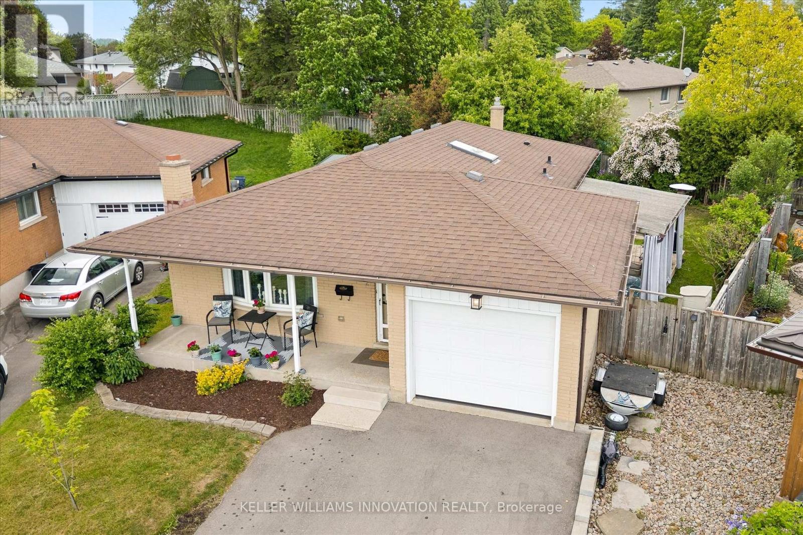 22 Brookside Crescent, Kitchener, Ontario  N2N 1H1 - Photo 2 - X13418240