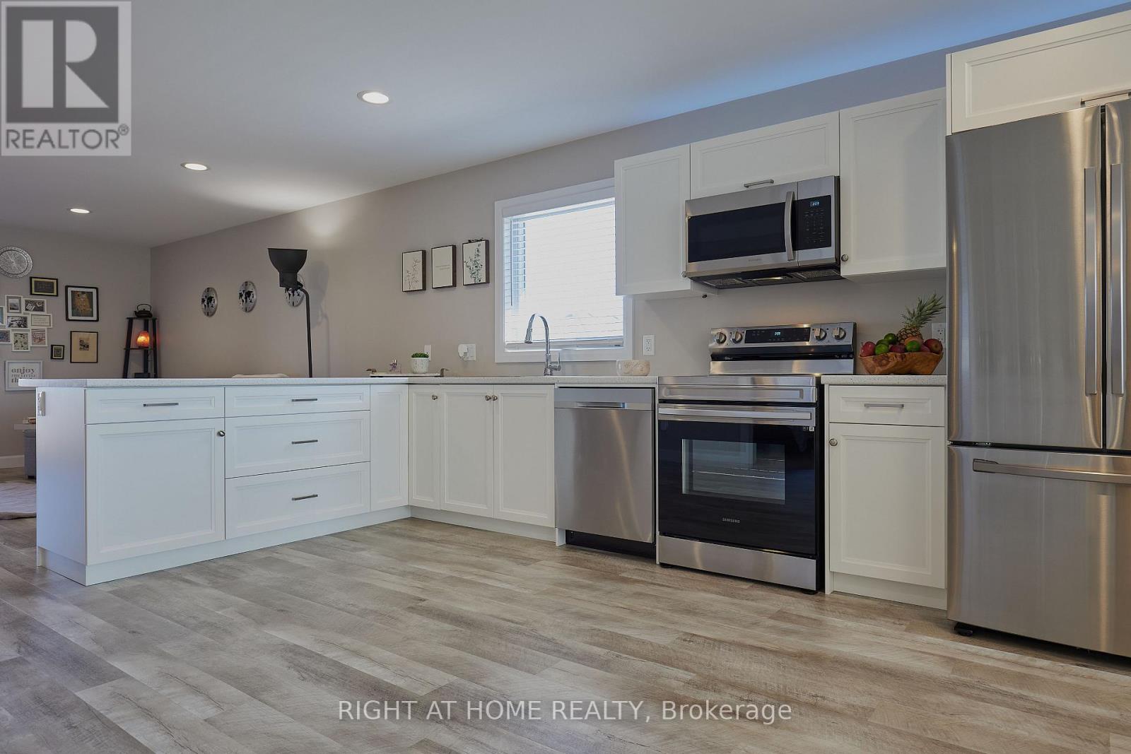 42 Moonstone Crescent, Chatham-Kent, Ontario  N7M 0S2 - Photo 8 - X13418252