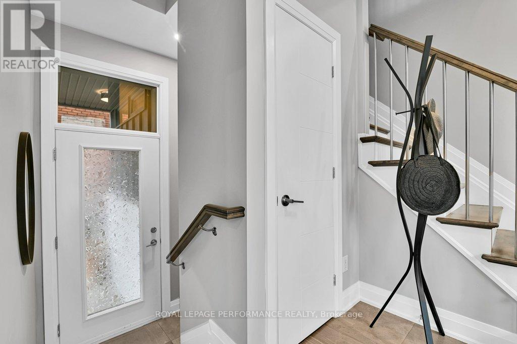 80 Empress Avenue, Ottawa, Ontario  K1R 7G2 - Photo 8 - X13418442