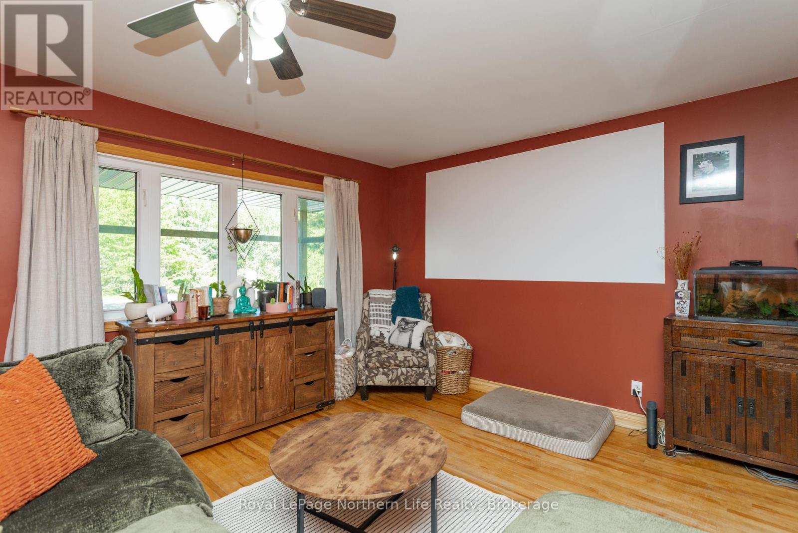 32 Pine Street, Unorganized Townships, Ontario  P0H 2J0 - Photo 14 - X13414142