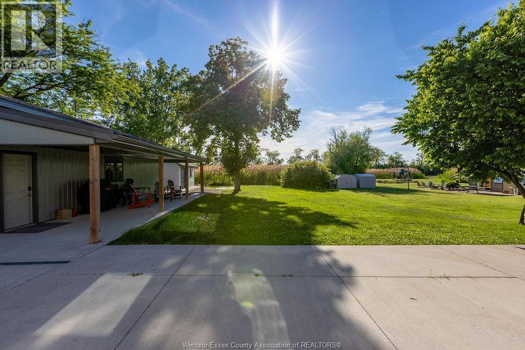2040 Front Road North, Amherstburg, Ontario N9V 3R3 - Photo 34 - 26013516