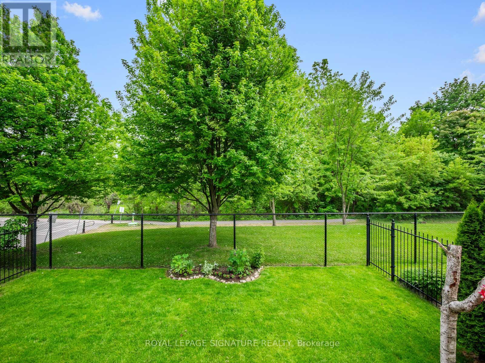 9 Grigglestone Lane, Ajax, Ontario  L1T 0L1 - Photo 5 - E13418410
