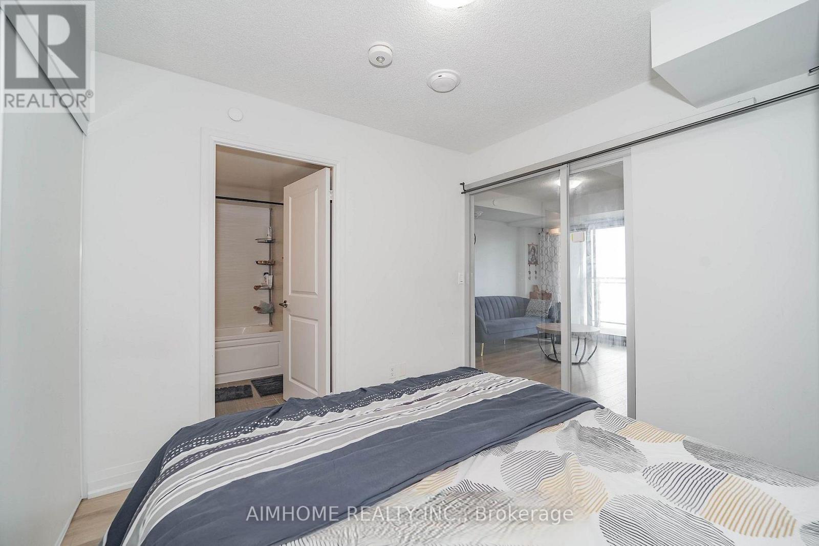 226 - 20 Meadowglen Place, Toronto, Ontario  M1G 0A9 - Photo 14 - E13418420