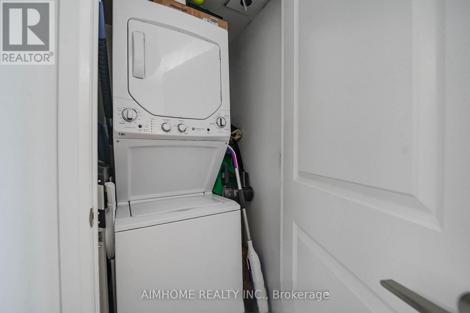 226 - 20 Meadowglen Place, Toronto, Ontario  M1G 0A9 - Photo 18 - E13418420
