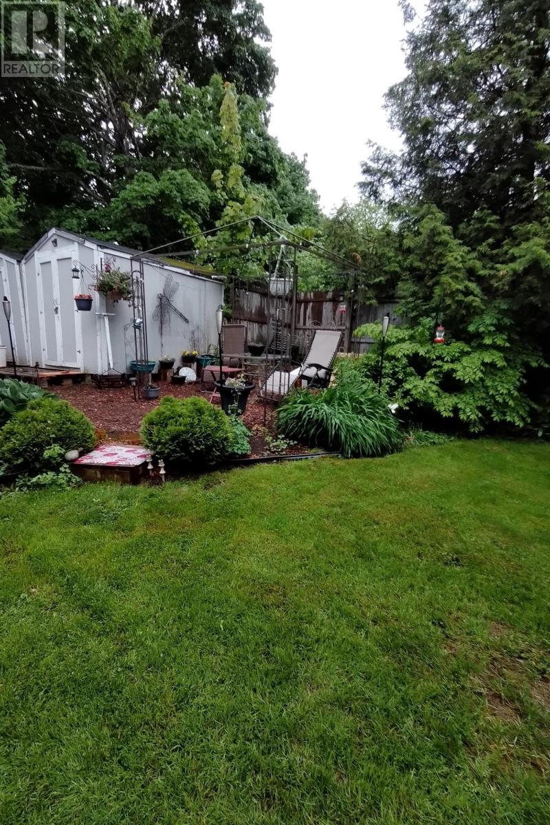 26 Starr Street, Springhill, Nova Scotia  B0M 1X0 - Photo 31 - 202604227