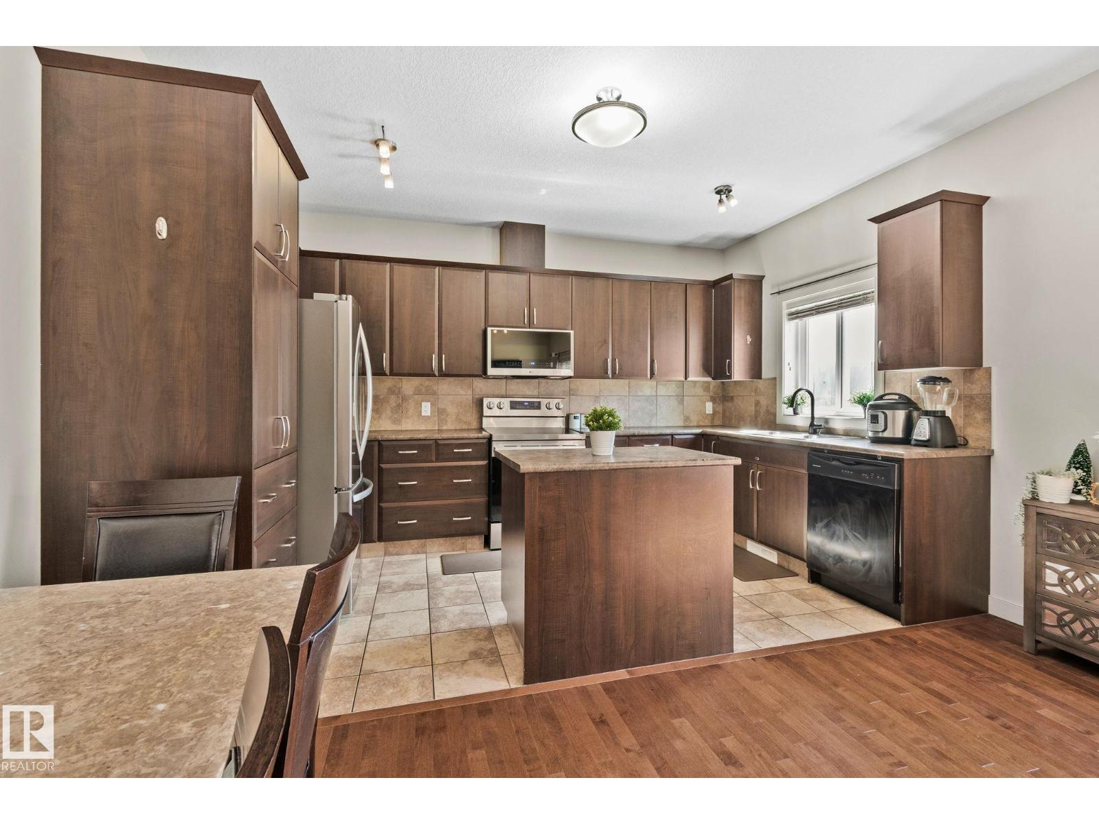 #2 450 Mcconachie Wy NW NW, Edmonton, Alberta  T5Y 0S8 - Photo 3 - E4492570