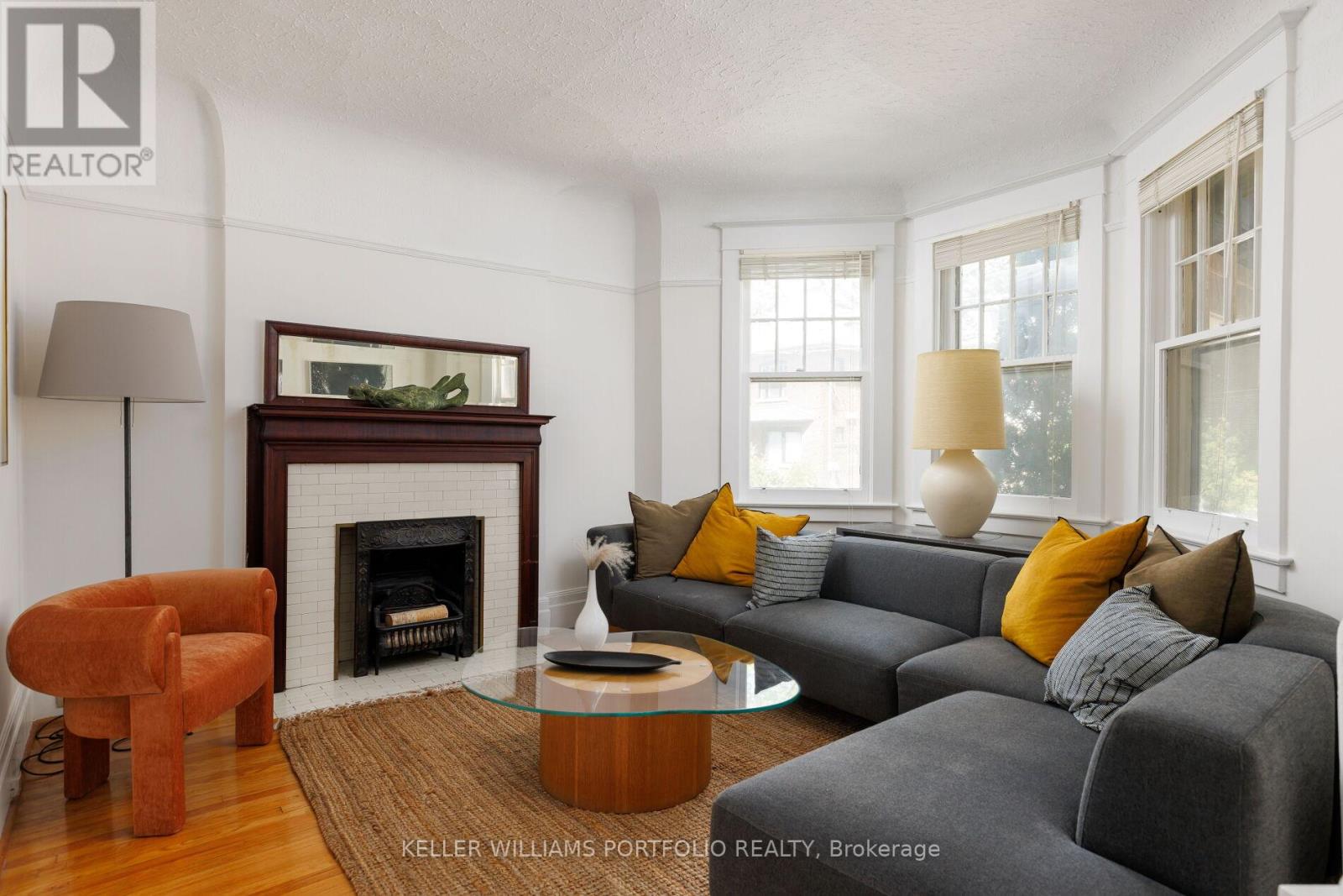 219 Howard Park Avenue, Toronto, Ontario  M6R 1V9 - Photo 10 - W13418388