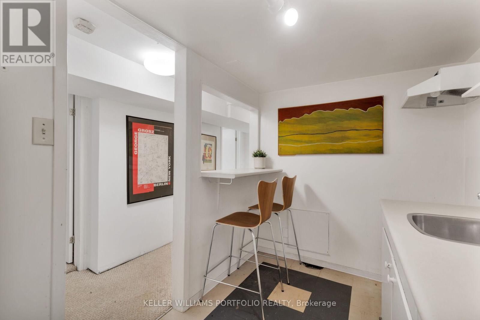 219 Howard Park Avenue, Toronto, Ontario  M6R 1V9 - Photo 45 - W13418388