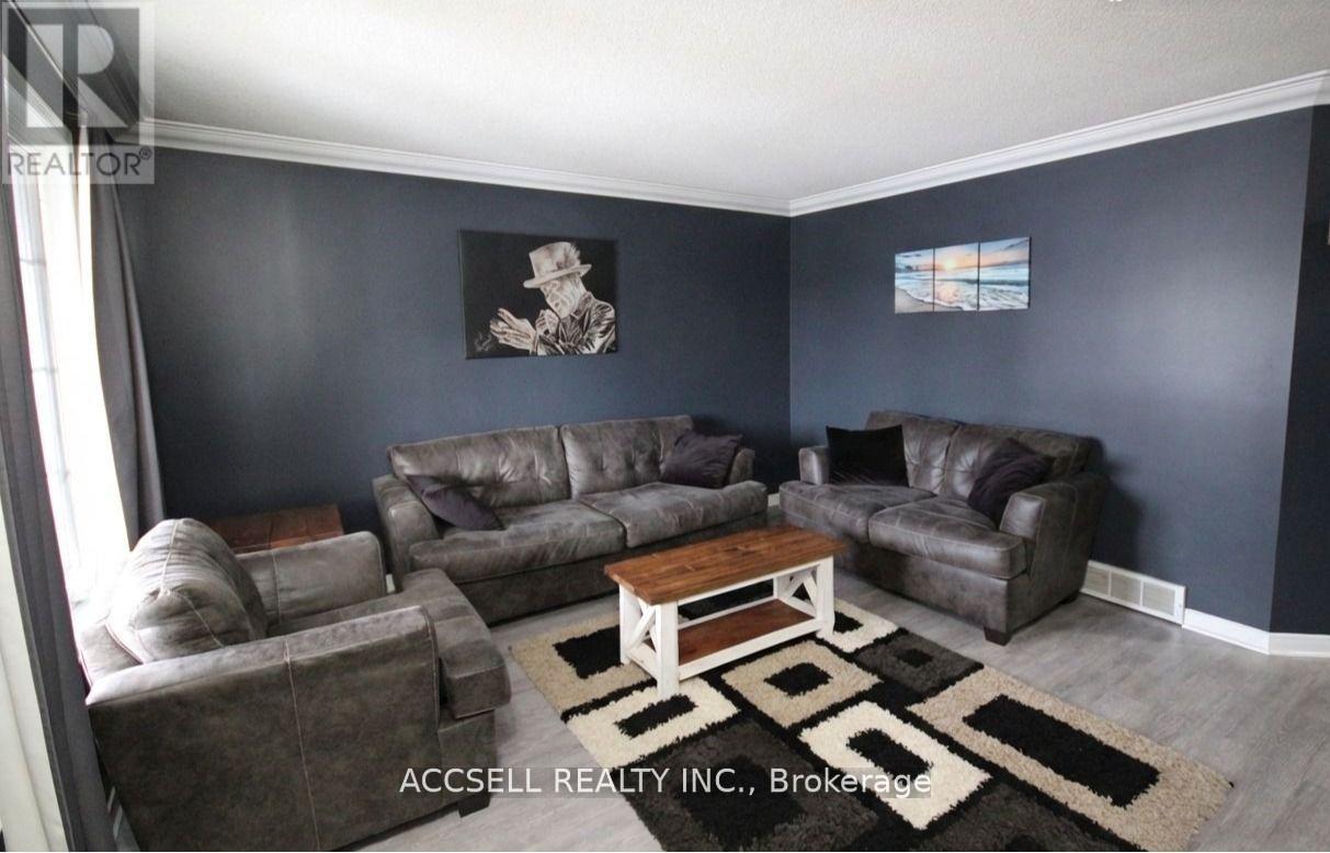 635 Highview Drive, St. Thomas, Ontario  N5R 5E7 - Photo 2 - X13418436