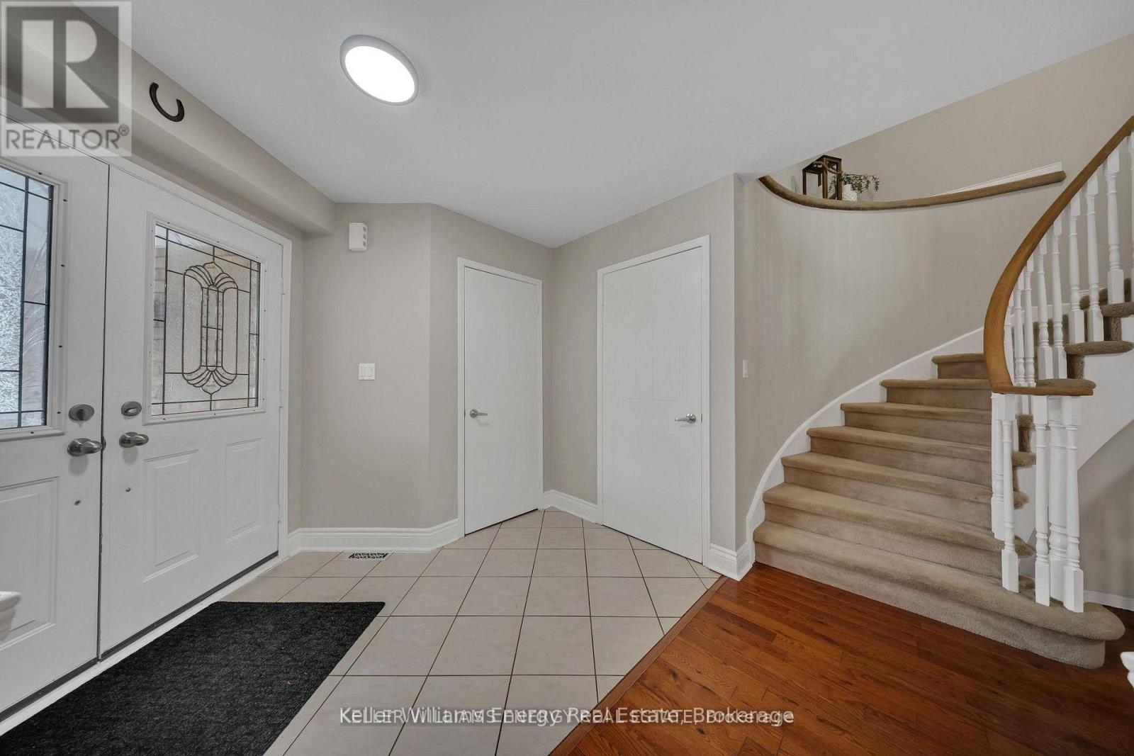 179 Wilkins Crescent, Clarington, Ontario  L1E 3B7 - Photo 4 - E13418492