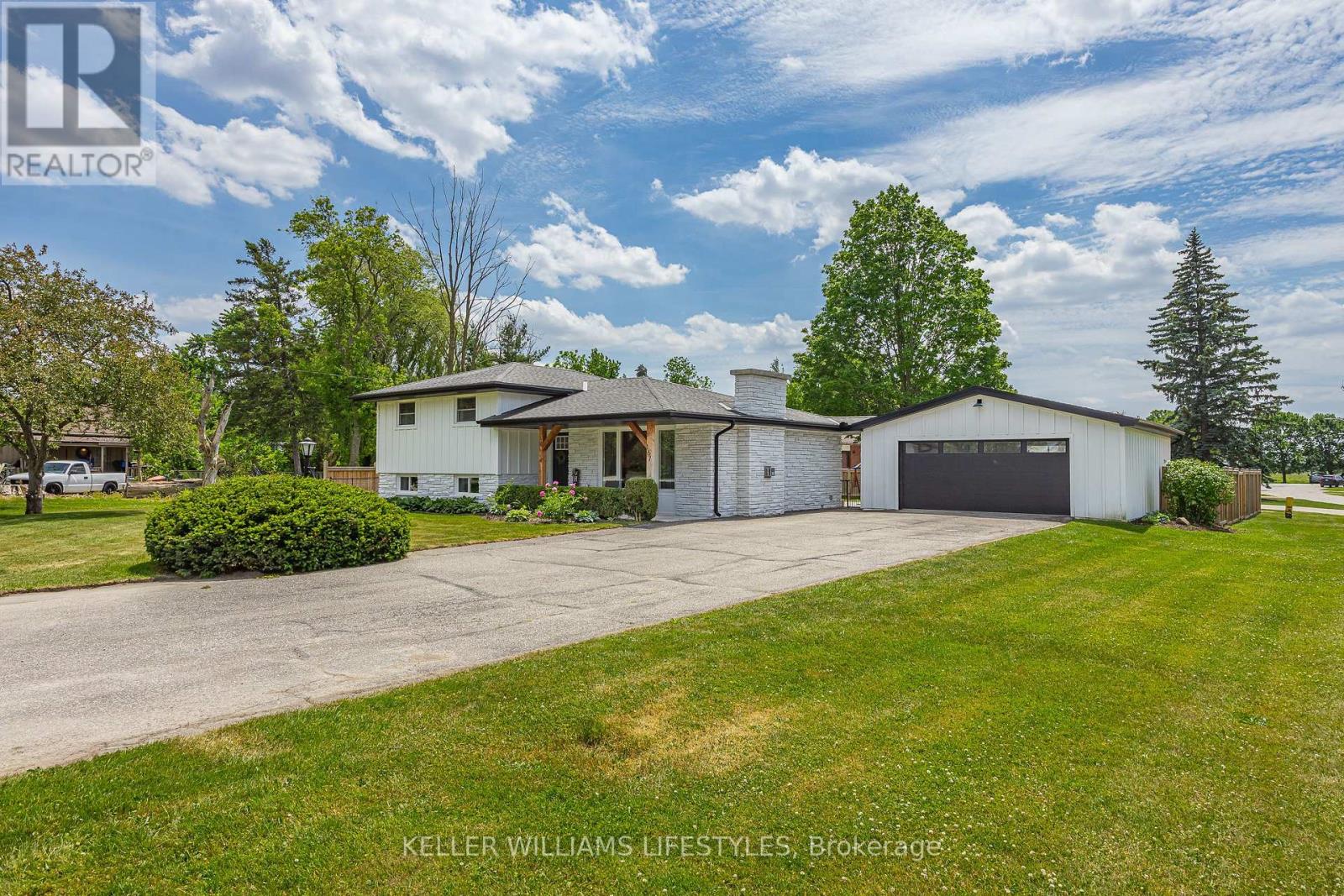 167 Mcleod Street, North Middlesex, Ontario  N0M 2K0 - Photo 2 - X13418490