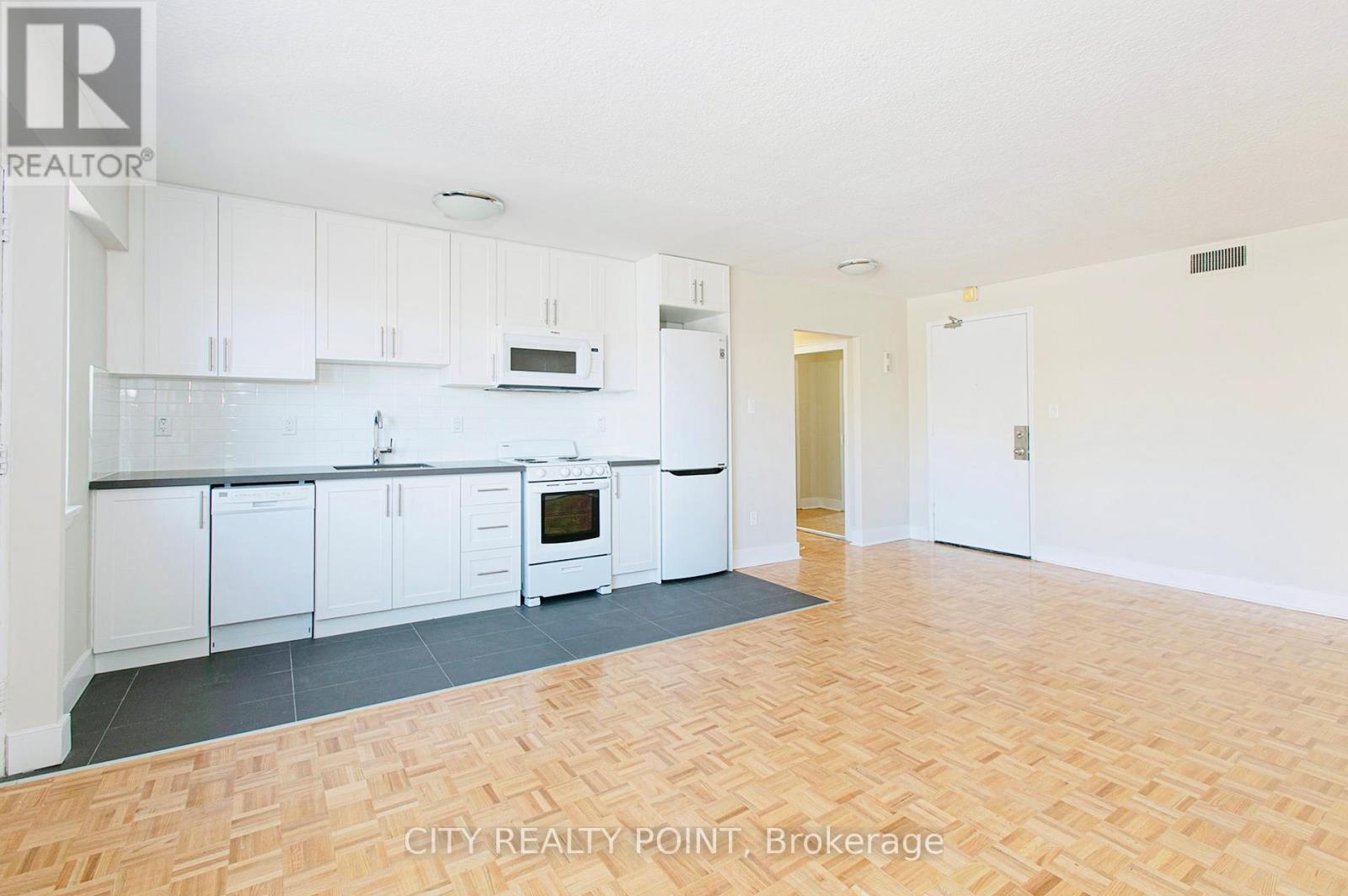407 - 95 Lawton Boulevard, Toronto, Ontario  M4V 1Z8 - Photo 2 - C13418468