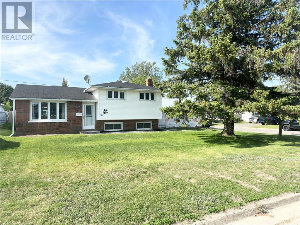 131 Pinellas Road, Chelmsford, Ontario