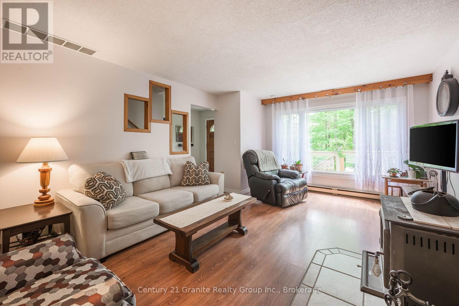267 Riverside Drive, Dysart Et Al, Ontario K0M 1S0 - Photo 5 - X13418476