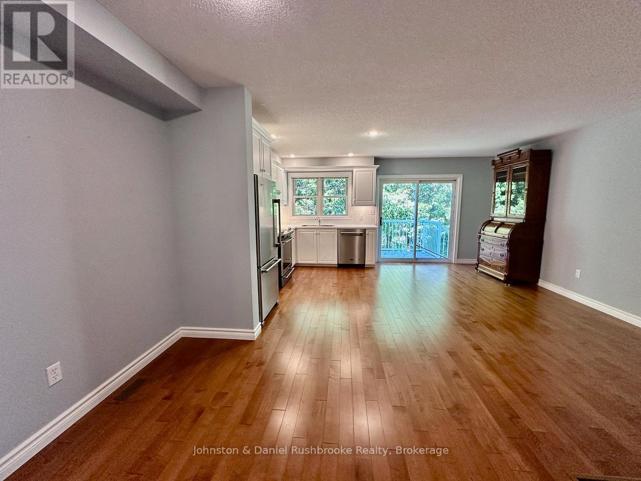 273 Hiram Street, Bracebridge, Ontario  P1L 1R7 - Photo 1 - X13418496
