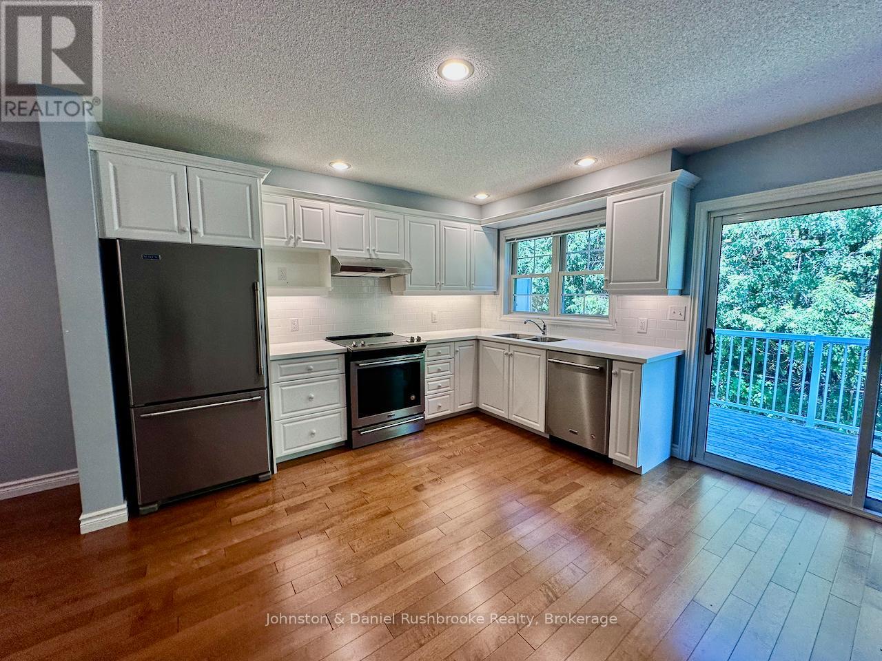 273 Hiram Street, Bracebridge, Ontario  P1L 1R7 - Photo 4 - X13418496