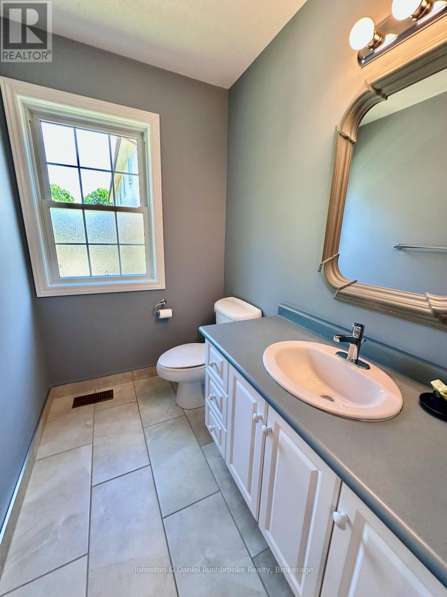 273 Hiram Street, Bracebridge, Ontario  P1L 1R7 - Photo 5 - X13418496