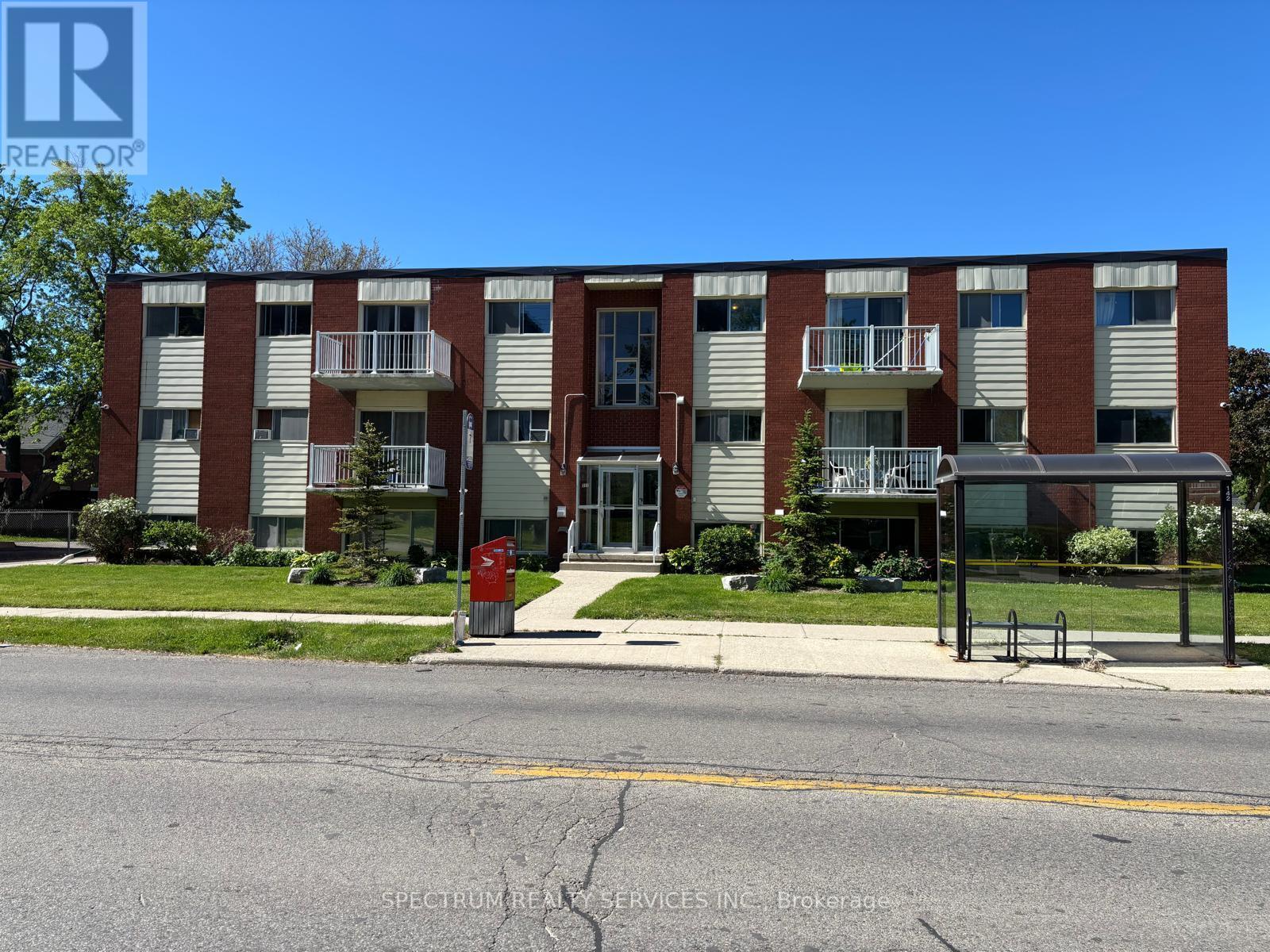 5 - 357 CONNAUGHT STREET, Kitchener, Ontario