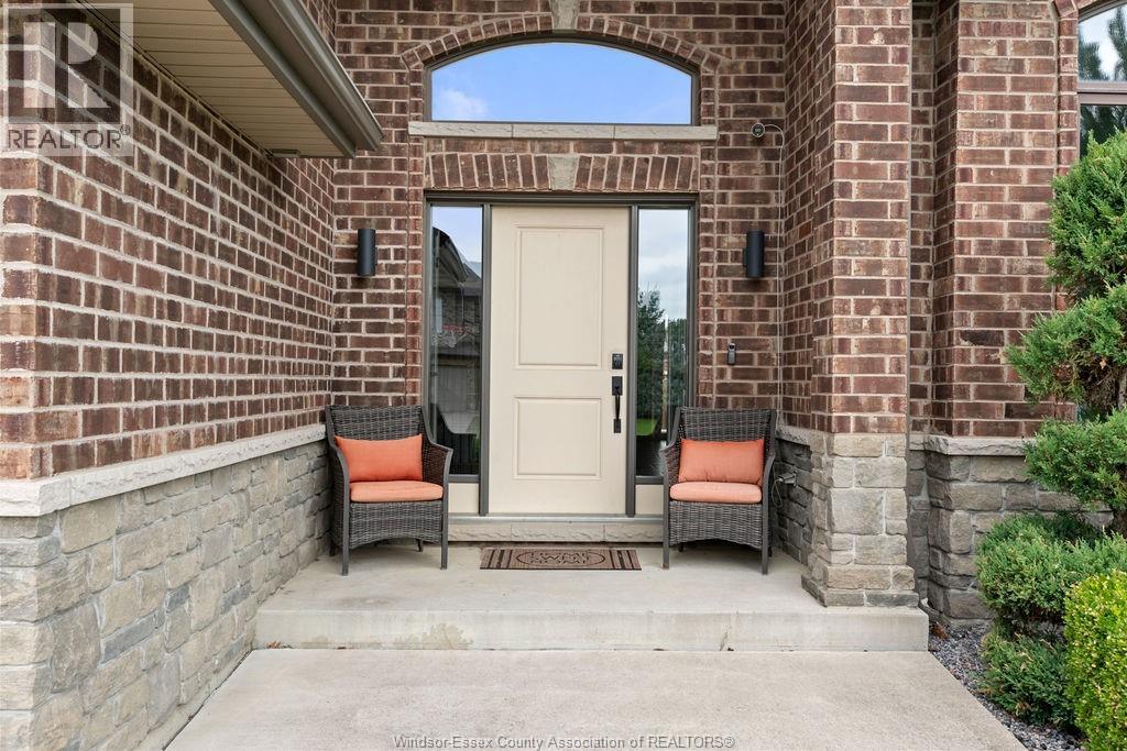 1364 Colonial Crossing, Lakeshore, Ontario  N8L 0S8 - Photo 2 - 26013501
