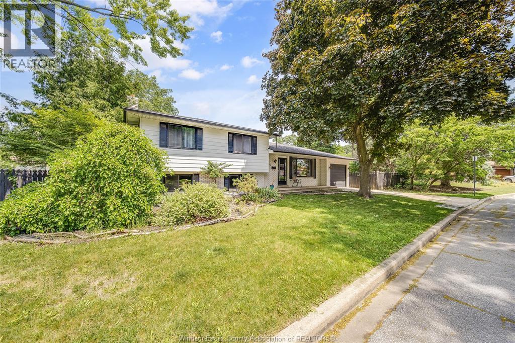 7105 Isabelle Court, Windsor, Ontario  N8S 4J6 - Photo 3 - 26013205