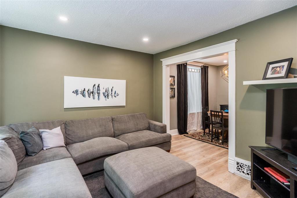 645 Ashburn Street, Winnipeg, Manitoba R3G 3C6 - Photo 8 - 202607256