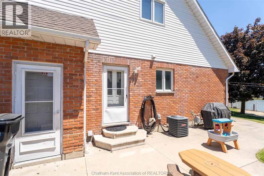 925 James Street, Wallaceburg, Ontario  N8A 2P6 - Photo 34 - 26013495
