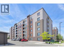 728 BROWNSTONE Unit# 510, Lakeshore, Ontario