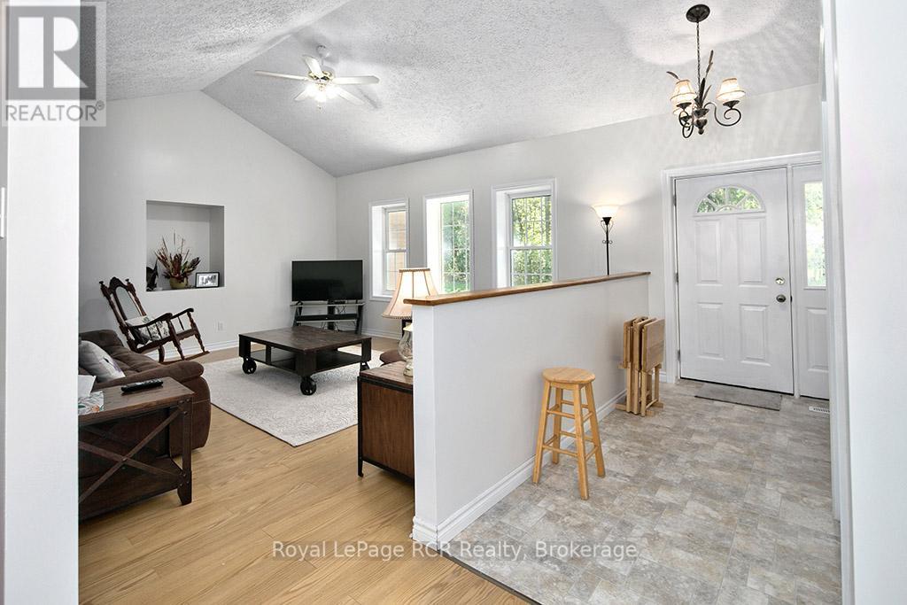 262822 Varney Road, West Grey, Ontario  N0G 1R0 - Photo 11 - X13418574