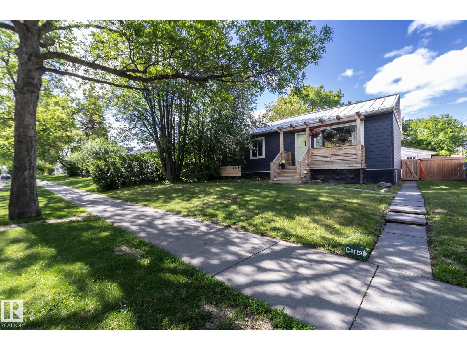 7719 86 AV NW, Edmonton, Alberta