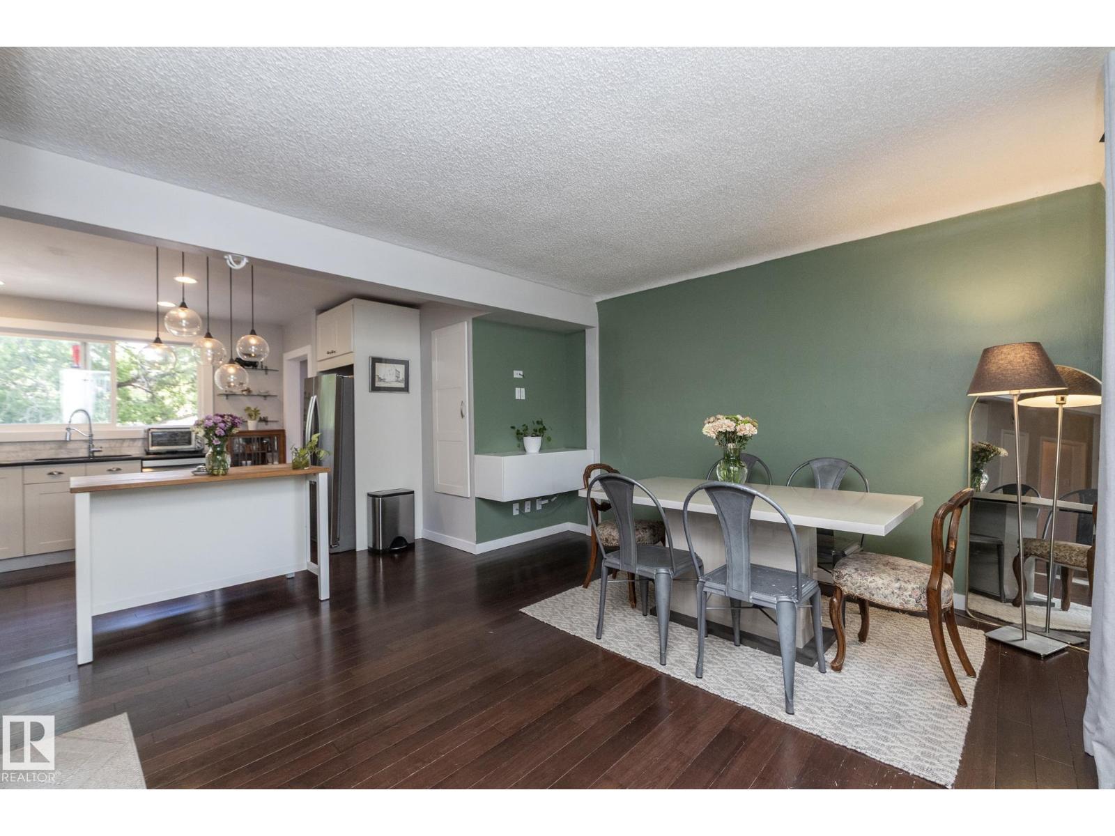 7719 86 Av NW, Edmonton, Alberta  T6C 1H6 - Photo 4 - E4492572