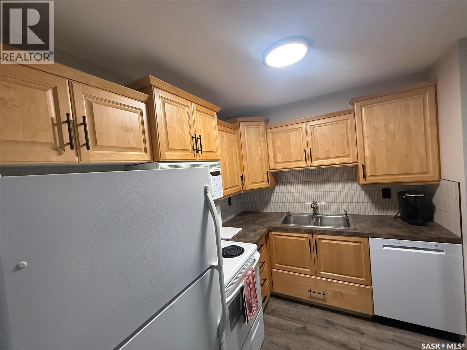 201 302 Tait Crescent, Saskatoon, Saskatchewan  S7H 5L2 - Photo 15 - SK038683