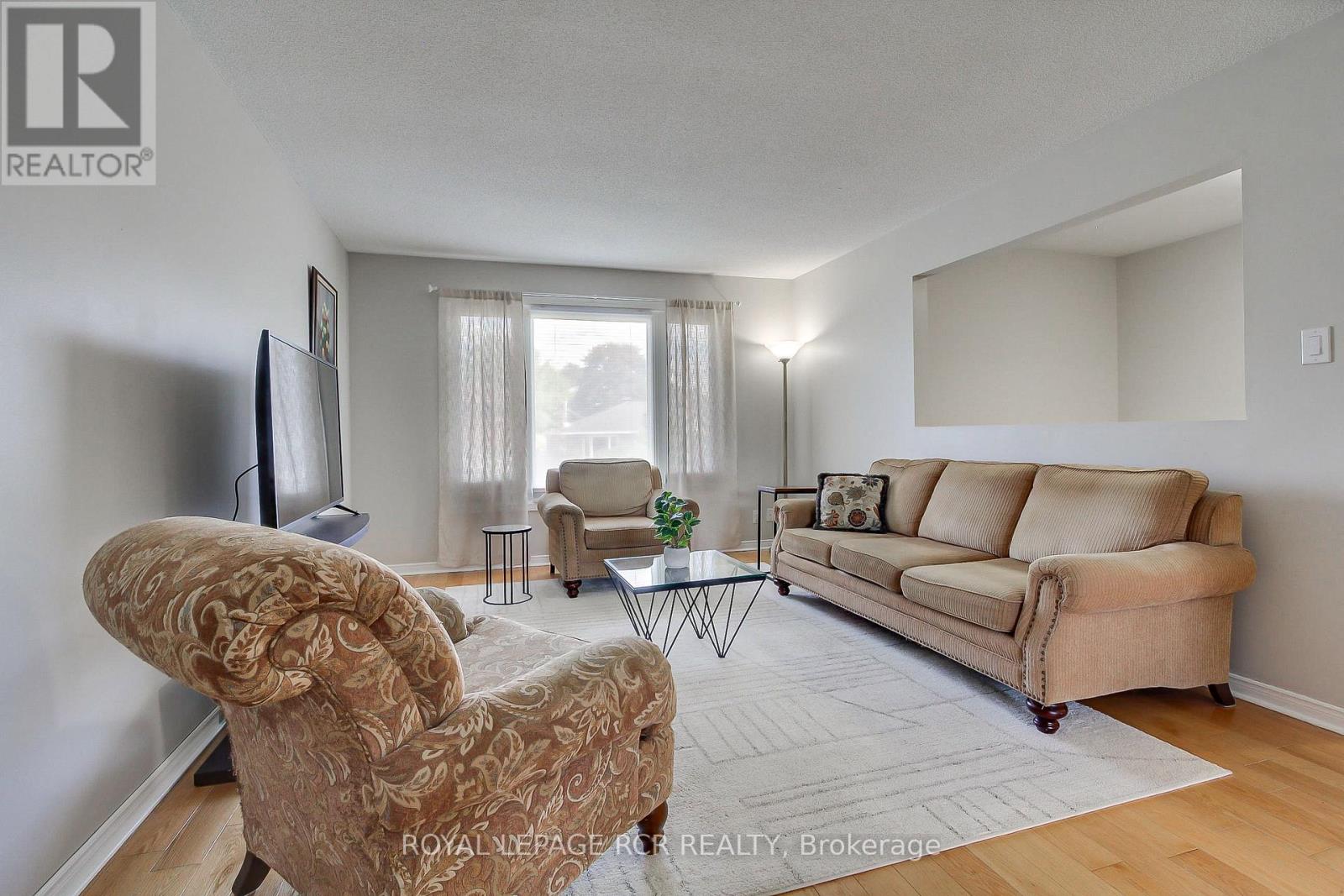 491 Maplegrove Avenue, Bradford West Gwillimbury, Ontario  L3Z 2W1 - Photo 11 - N13418622