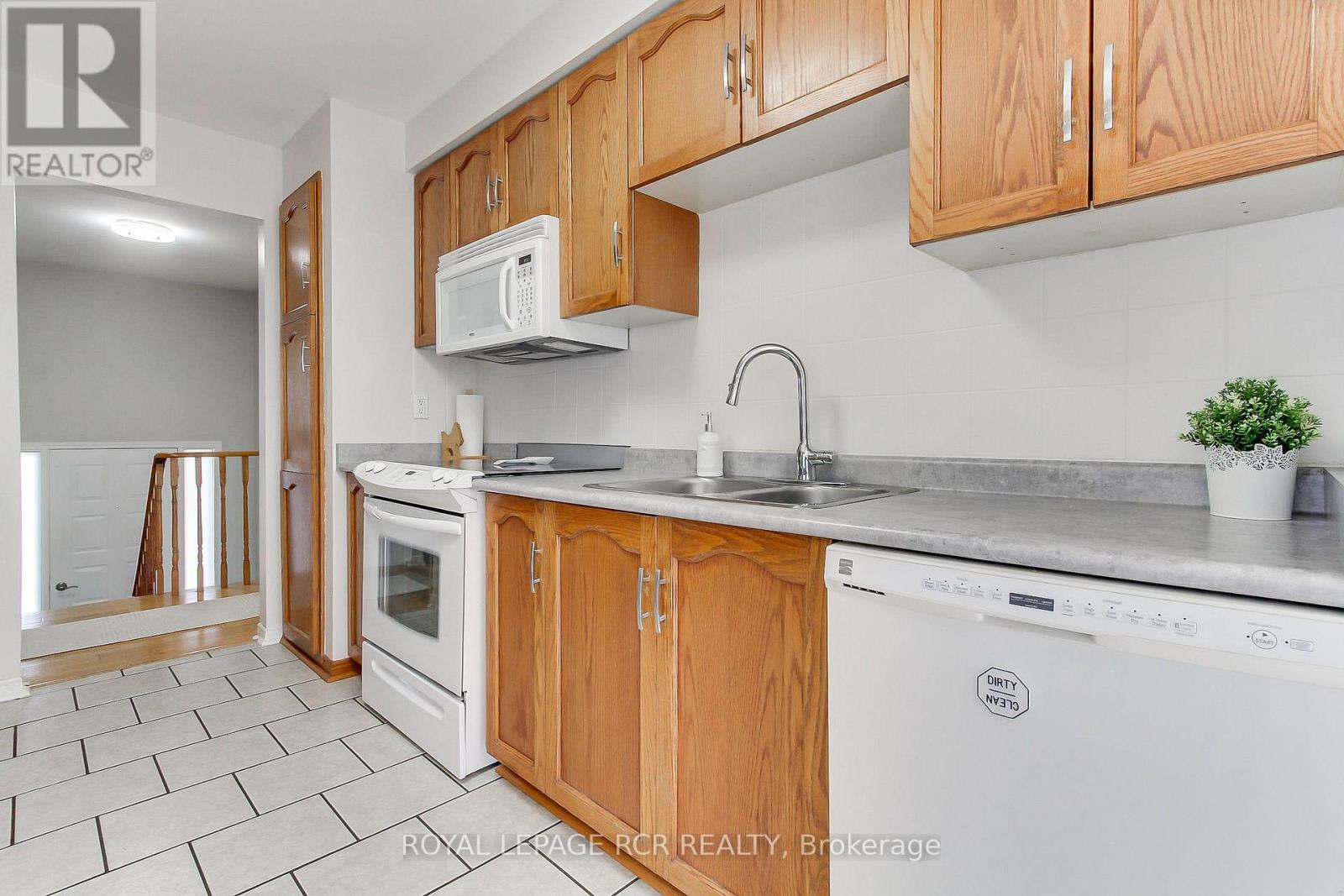 491 Maplegrove Avenue, Bradford West Gwillimbury, Ontario  L3Z 2W1 - Photo 19 - N13418622