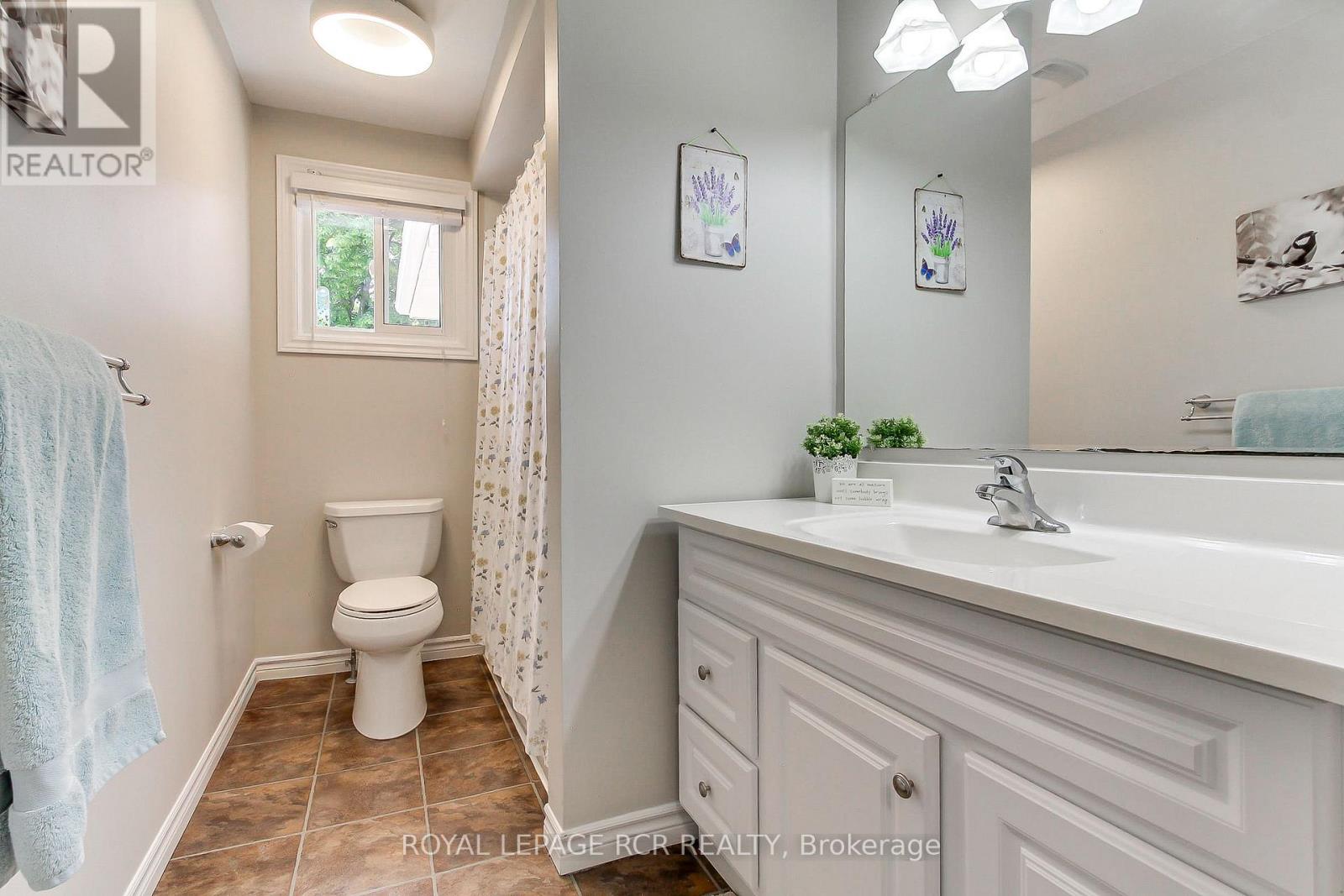 491 Maplegrove Avenue, Bradford West Gwillimbury, Ontario  L3Z 2W1 - Photo 31 - N13418622
